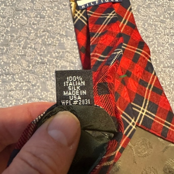 Tommy Hilfiger Tie Wide Red Navy Plaid Golf 56” x 4” - Picture 5 of 7